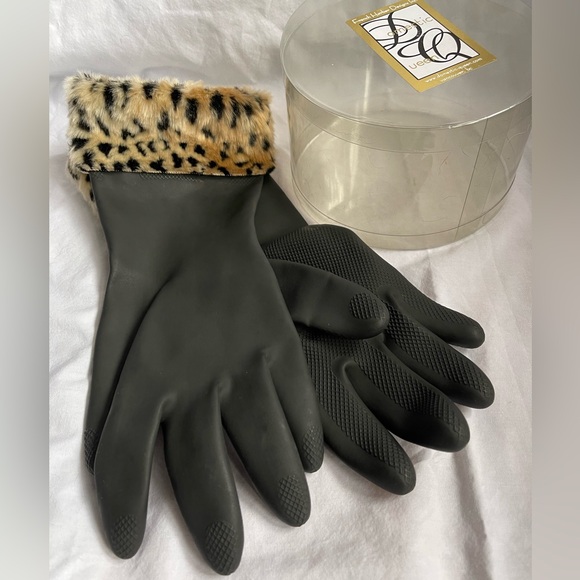Vintage inspired rubber gloves with faux fur size 7.5 NEW in box - Picture 1 of 5